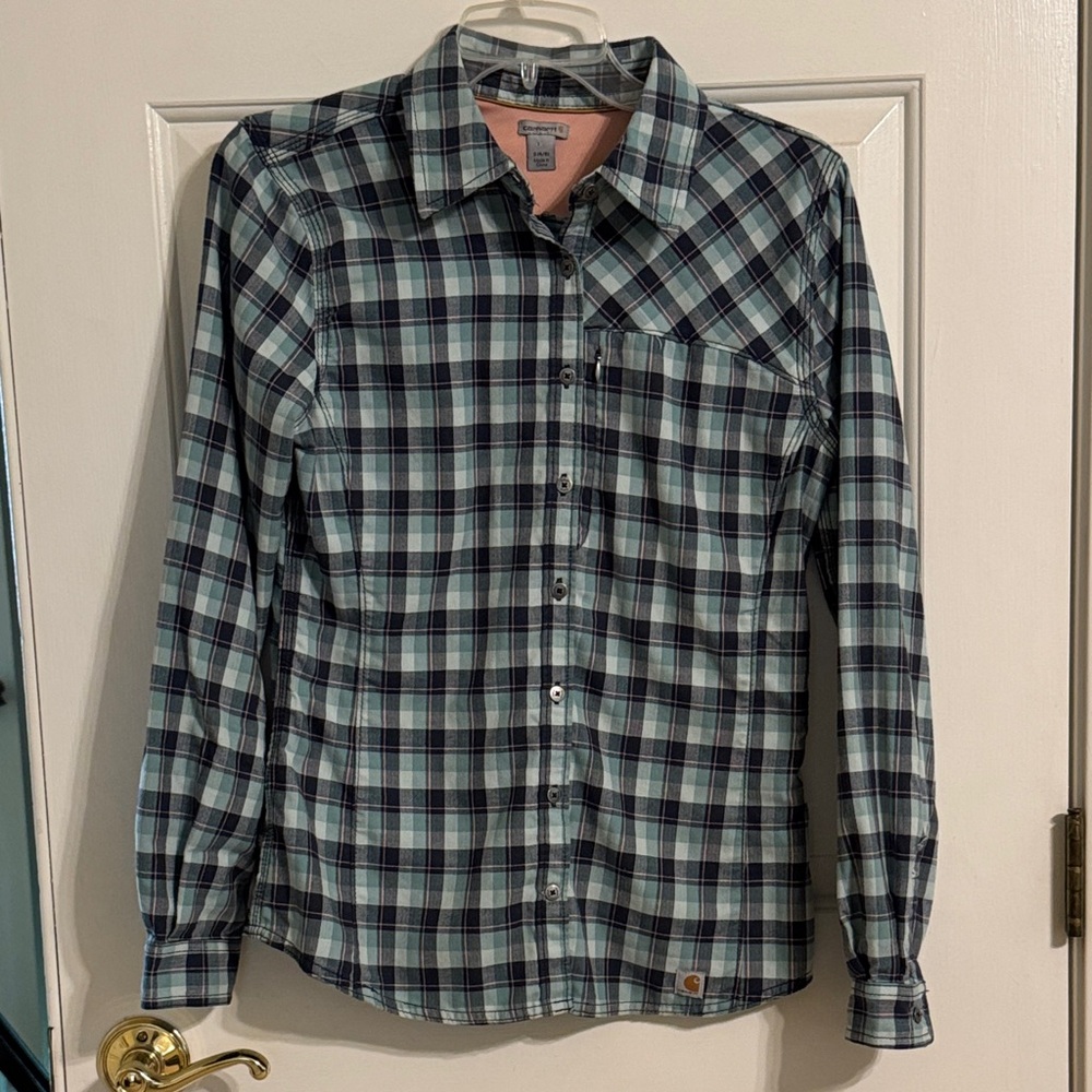 Carhartt ladies Force top. Size small (4-6). EUC
